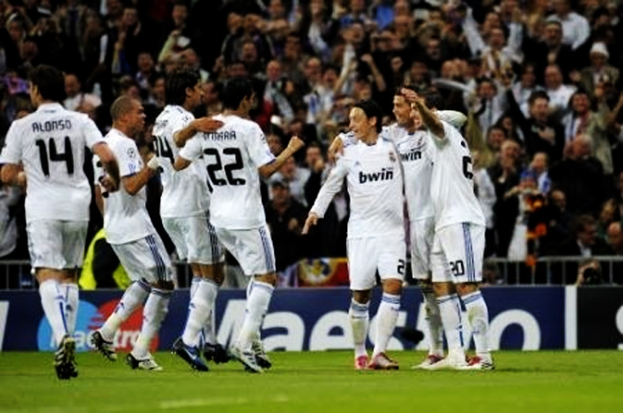 10-11 Real Madrid White Retro Jersey Shirt